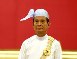 former myanmar president win myint freed in broad prisoner amnesty