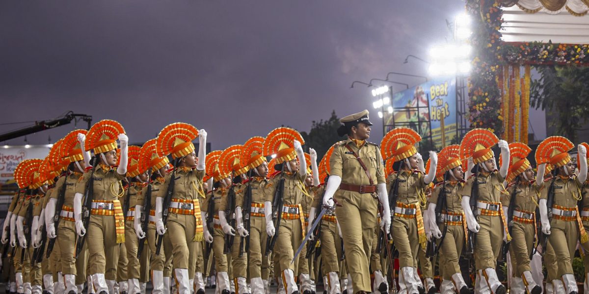 For Gujarat Police, Beard, Niqab Make ‘Radicalisation’ Checklist, Cow Vigilantism Doesn't