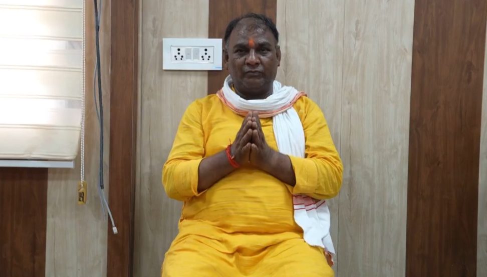 Ramashankar Yadav alias Tinnu issued a video statement. Photo: Screengrab from video
