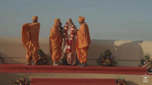 four ways in which the baps disaster  trying to keep women away from eiffel tower  hurts modi  bjp and india