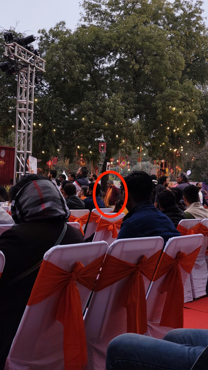 Alok Bhatt circled in the image. Photo: Alt News